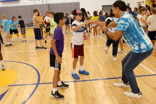 BDS Middle School Friday 3 09.09.22Scoop Student illustration of a car